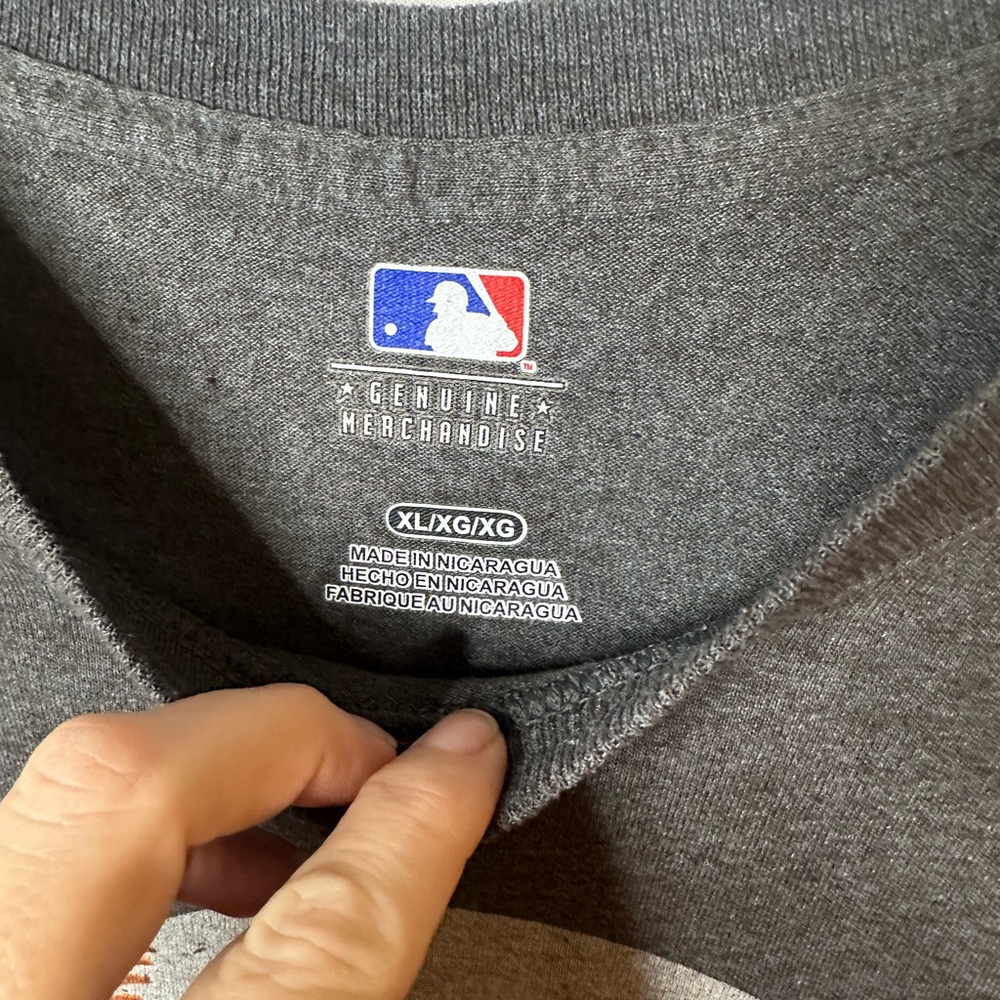 MLB Baltimore Orioles Baseball Graphic T-Shirt Gray XL Genuine Merchandise - Picture 4 of 5